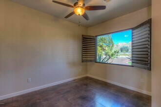 2617 E Captain Dreyfus Ave in Phoenix, AZ - Building Photo - Building Photo