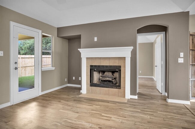 13068 Hydra Ct in Willis, TX - Building Photo - Building Photo