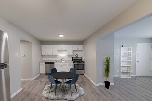 Grant's Trail in St. Louis, MO - Building Photo