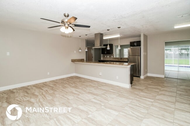 448 E Highland St in Altamonte Springs, FL - Building Photo - Building Photo