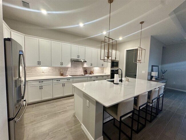 17577 Santorini Ct in Venice, FL - Building Photo - Building Photo