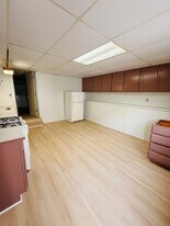 21 Kosciusko Way in Pittsburgh, PA - Building Photo