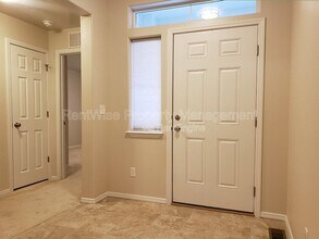 8102 S Carpenter Ave in Boise, ID - Building Photo - Building Photo