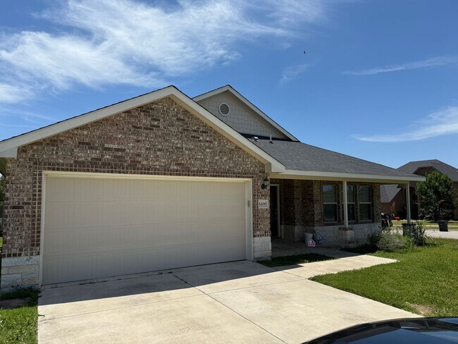 6200 Morganite Ln