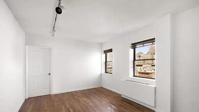 186 W 80th St in New York, NY - Building Photo - Building Photo