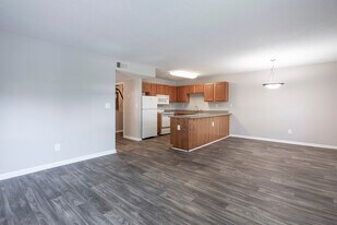 Winding Creek in Tuscaloosa, AL - Building Photo