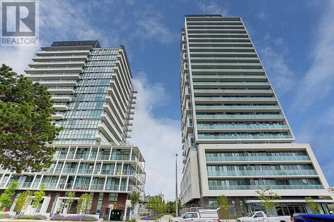 188 Fairview Mall Dr in Toronto, ON - Building Photo - Building Photo