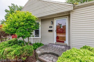 4313 Berkshire Rd in Royal Oak, MI - Building Photo - Building Photo