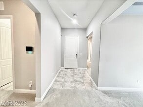 2117 Thames View St in Henderson, NV - Building Photo - Building Photo