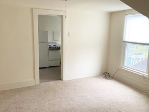 423 Gotham St in Watertown, NY - Building Photo - Building Photo