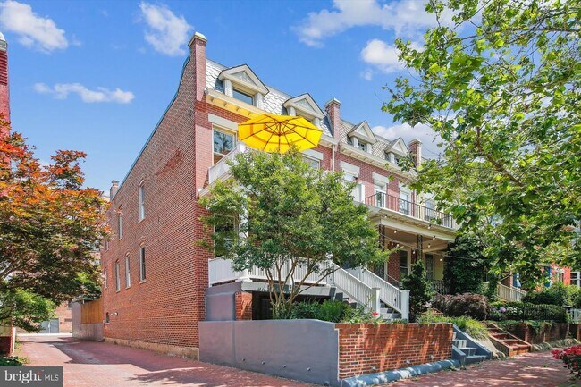 property at 519 8th St NE
