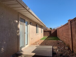 233 S 2700 E Cir in Saint George, UT - Building Photo - Building Photo