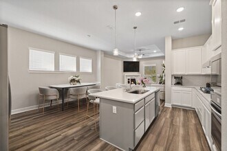 15527 Maple in Conroe, TX - Building Photo - Building Photo