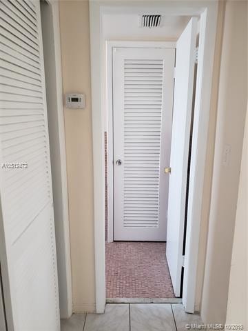 1610 Liberty St-Unit -12 in Hollywood, FL - Building Photo