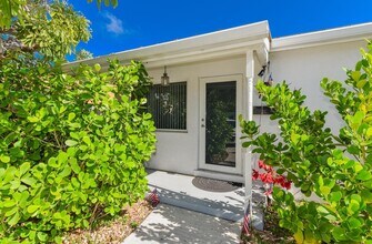 727 Bunker Rd in West Palm Beach, FL - Building Photo - Building Photo