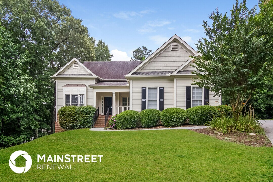 90 Observatory Dr in Dallas, GA - Building Photo