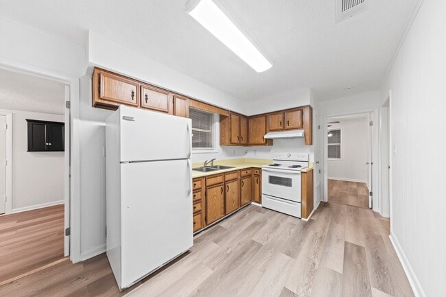 property at 1137 47th St