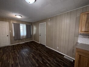 23 E Brown St in Vernon, IN - Building Photo - Building Photo