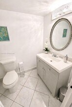 2101 Atlantic Shores Blvd in Hallandale Beach, FL - Building Photo - Building Photo