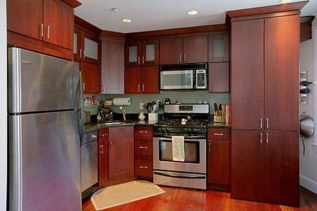 property at 135 Salem St