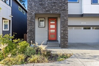 2128 229th Pl SW in Bothell, WA - Building Photo - Building Photo