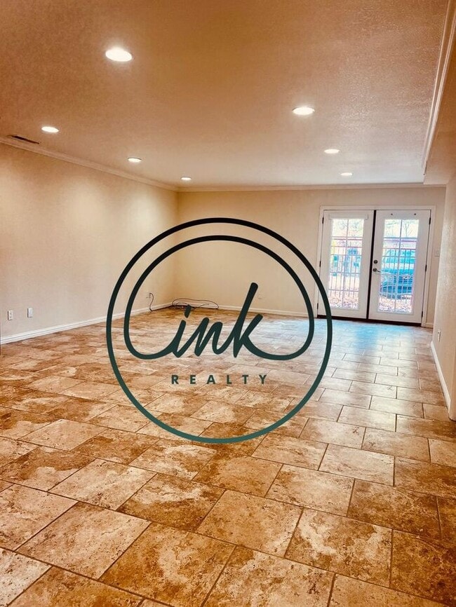 1046 Riverview Dr in Gardnerville, NV - Building Photo - Building Photo