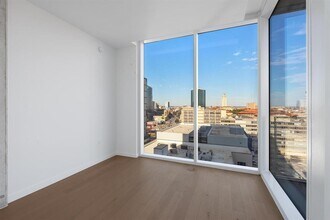 313 W 17th St in Austin, TX - Foto de edificio - Building Photo