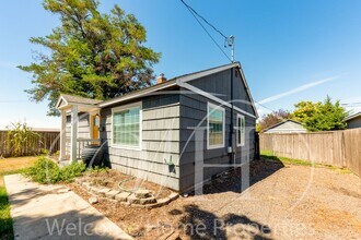 1014 W Alder St in Walla Walla, WA - Building Photo - Building Photo