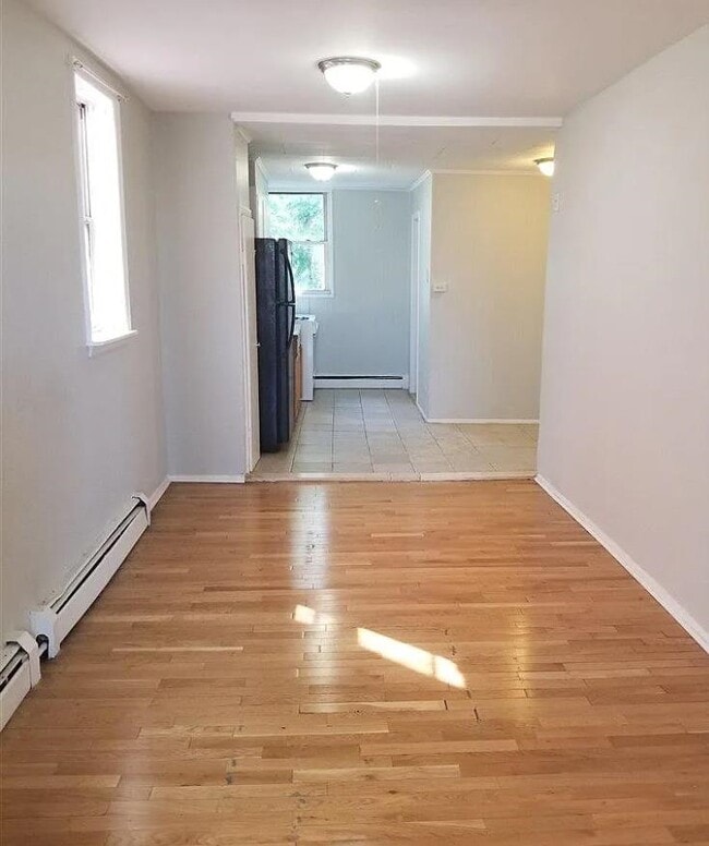 187 Beacon Ave in Jersey City, NJ - Building Photo - Building Photo