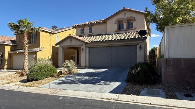 8967 W Ryan Creek Ave in Las Vegas, NV - Building Photo - Building Photo