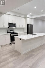 925 Deveron Crescent in London, ON - Building Photo - Building Photo