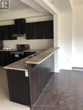 41 Bradbury Rd in Hamilton, ON - Building Photo - Building Photo