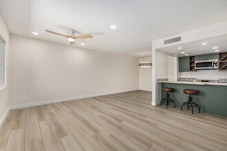 222 W Brown Rd in Mesa, AZ - Building Photo - Building Photo