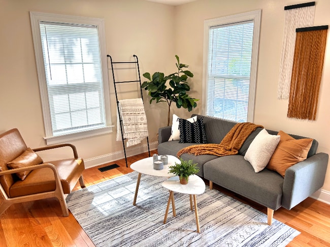 2628 Hiawatha St in Columbus, OH - Foto de edificio - Building Photo