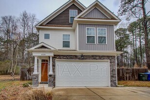 4158 Pughsville Rd in Suffolk, VA - Building Photo