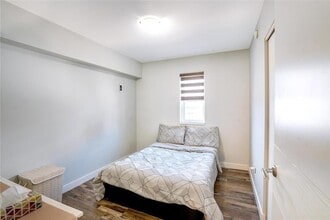 33 Nihal Bay in Winnipeg, MB - Building Photo - Building Photo