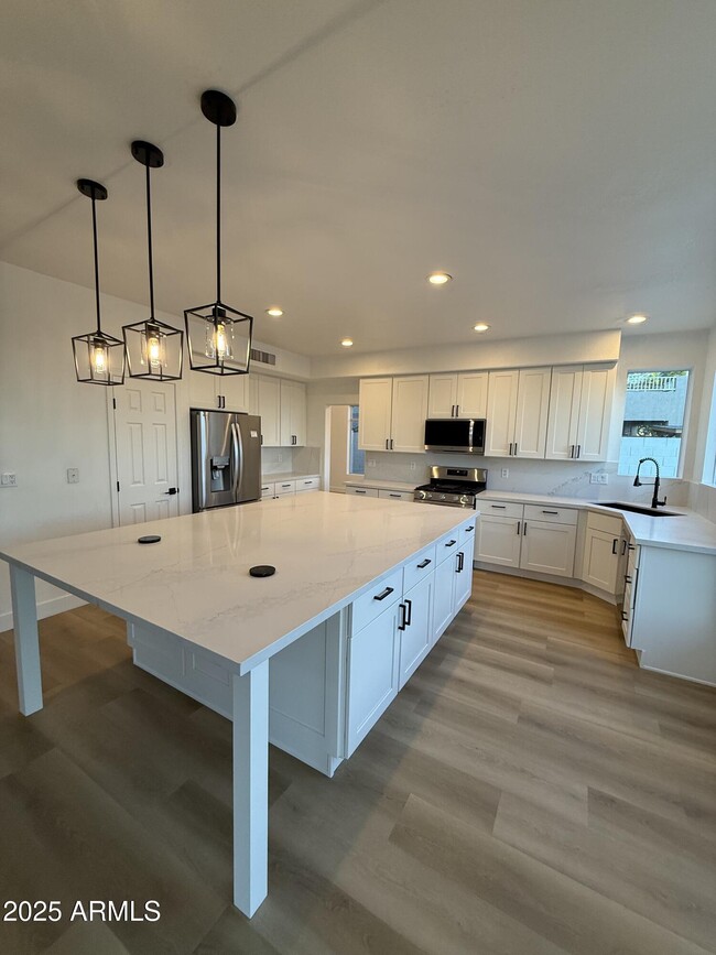 property at 5953 W Aurora Dr