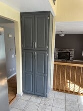 7309 Roxanne Ln in Rohnert Park, CA - Building Photo - Building Photo