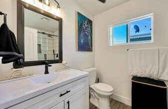 8117 E Osborn Rd in Scottsdale, AZ - Building Photo - Building Photo