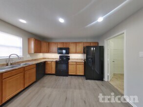 2928 Youngberry Ct in Indianapolis, IN - Building Photo - Building Photo