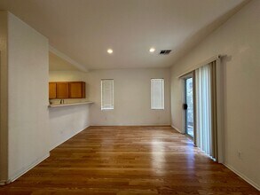 10440 Anacostia St in Las Vegas, NV - Building Photo - Building Photo