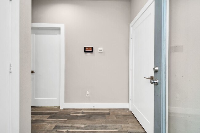 3538 Noah St in Houston, TX - Building Photo - Building Photo