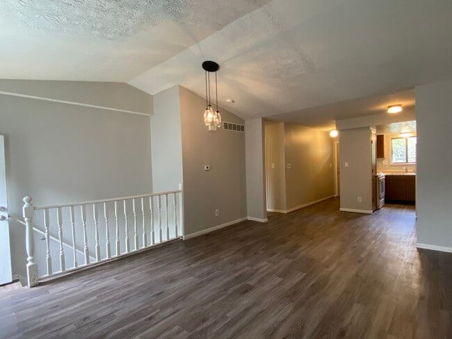 property at 103 Elkins Ln