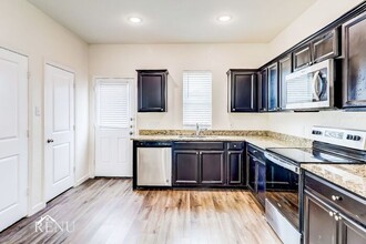 6218 Old Bridge Way in Heath, TX - Building Photo - Building Photo