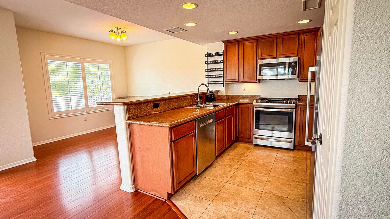 1605 Emerald St in San Diego, CA - Building Photo