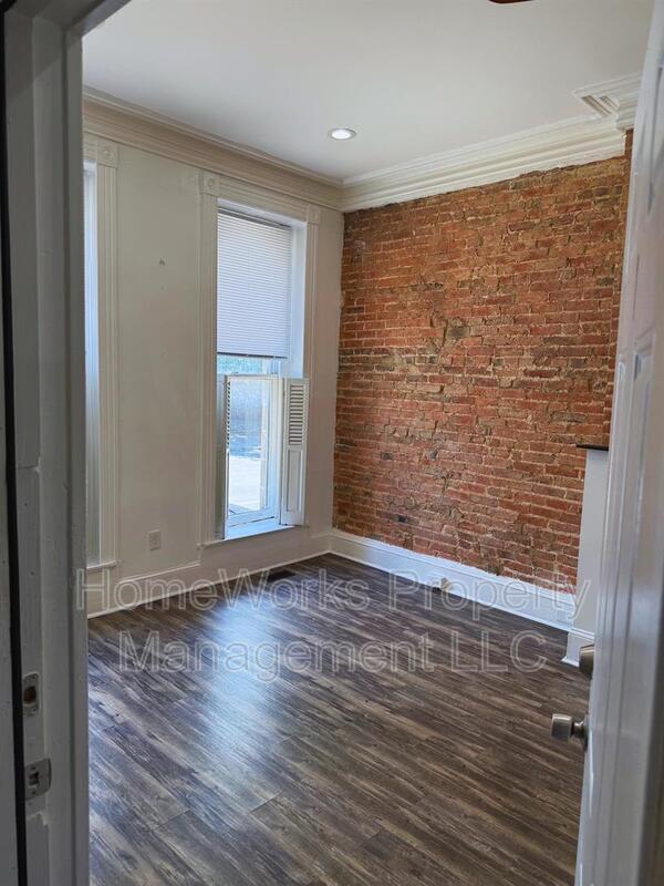 1824 St Paul St in Baltimore, MD - Building Photo - Building Photo