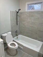 7 Ash St in Waterbury, CT - Building Photo - Building Photo