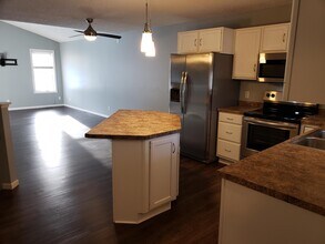 10515 64th Ln NE in Albertville, MN - Building Photo - Building Photo