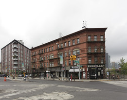 10-87 Jackson Ave in Long Island City, NY - Building Photo