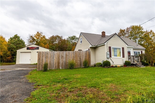 2800 NY-49 in West Monroe, NY - Building Photo - Building Photo